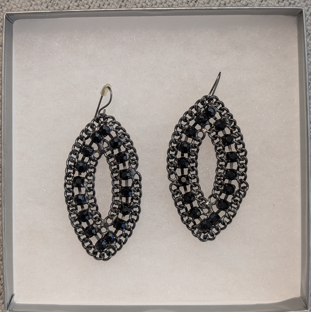 Elegant Black Chain Earrings